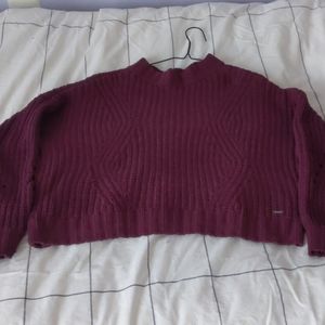 Hollister Burgundy Cropped Sweater